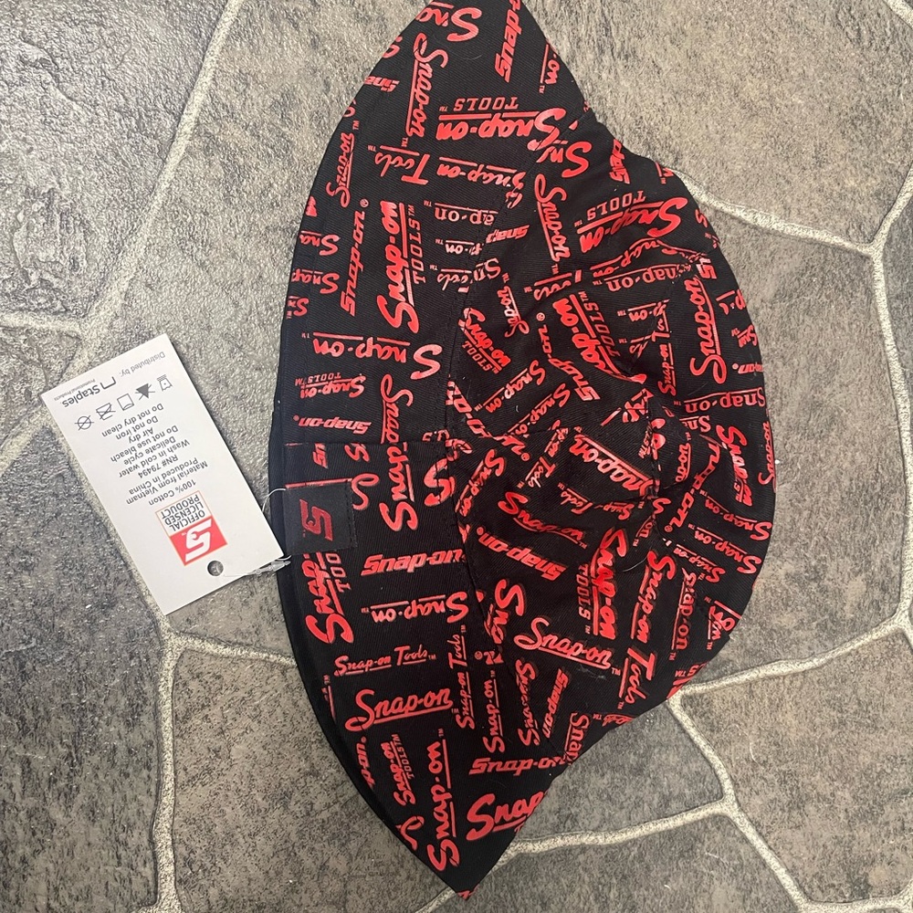 Snap-on Red and Black Bucket hat